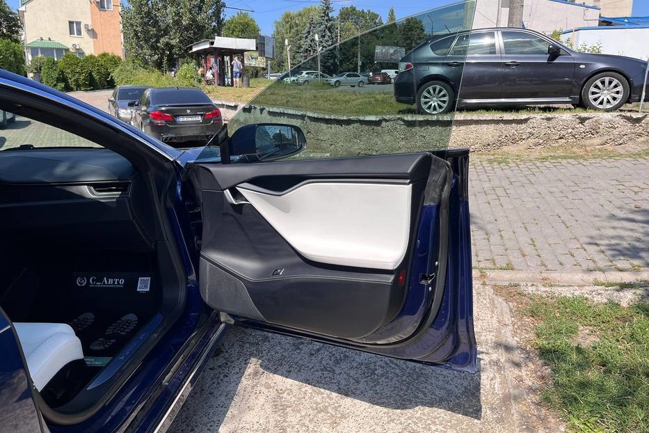 Продам Tesla Model S 2018 года в Черновцах