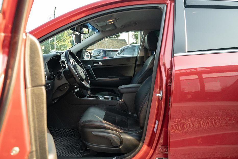 Продам Kia Sportage 2018 года в Черновцах