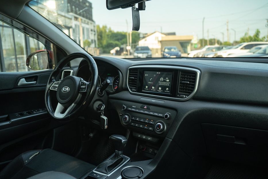 Продам Kia Sportage 2018 года в Черновцах