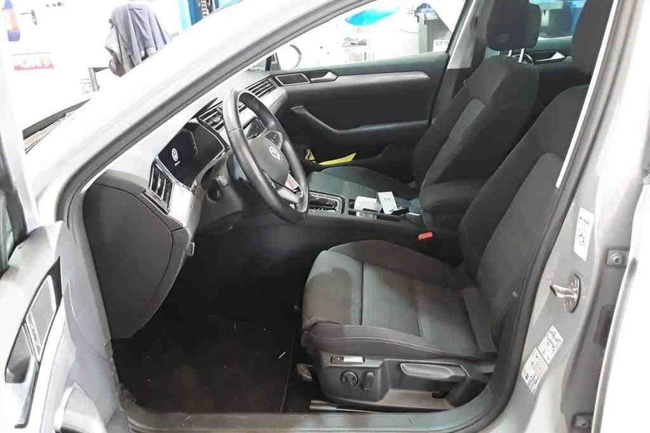 Продам Volkswagen Passat B8 110kw Рідна фарба v8174 2022 года в Луцке