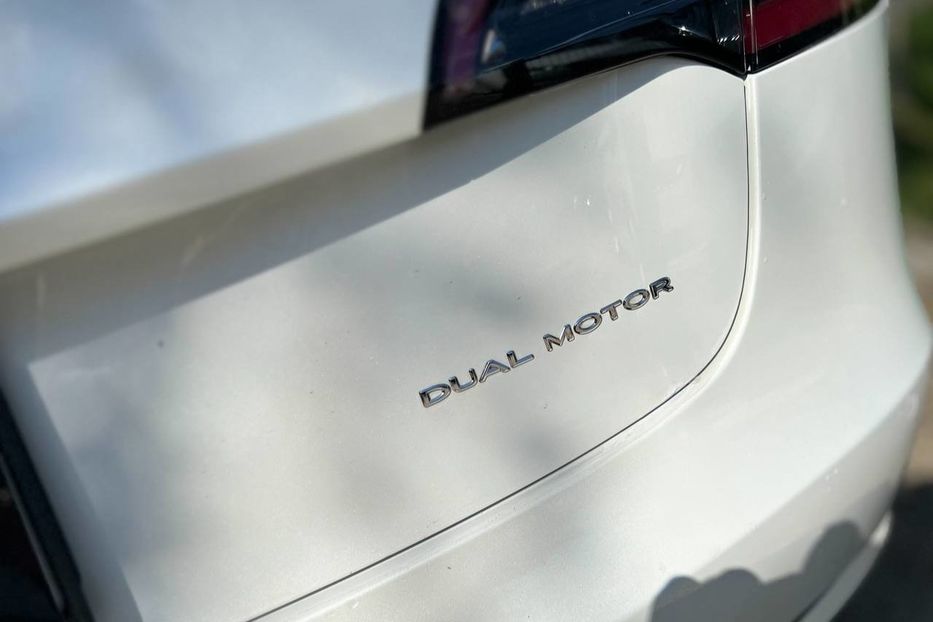 Продам Tesla Model 3 2021 года в Черновцах