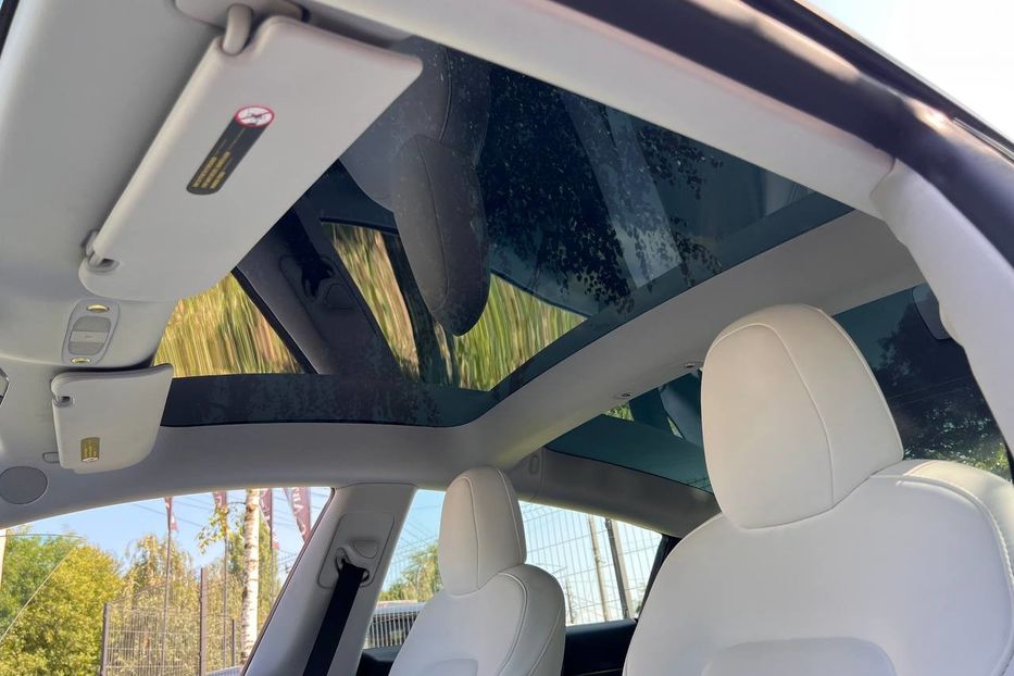Продам Tesla Model 3 2021 года в Черновцах