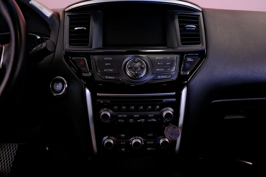 Продам Nissan Pathfinder 2015 года в Одессе