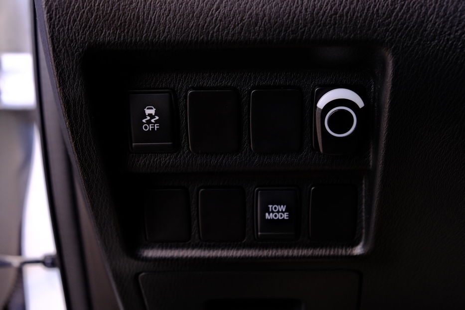 Продам Nissan Pathfinder 2015 года в Одессе