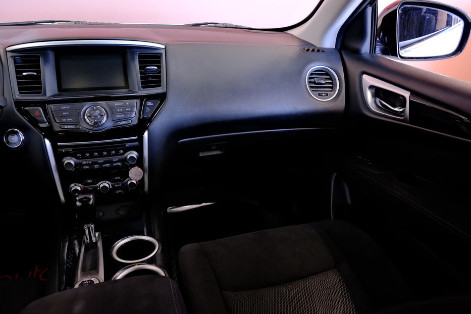 Продам Nissan Pathfinder 2015 года в Одессе
