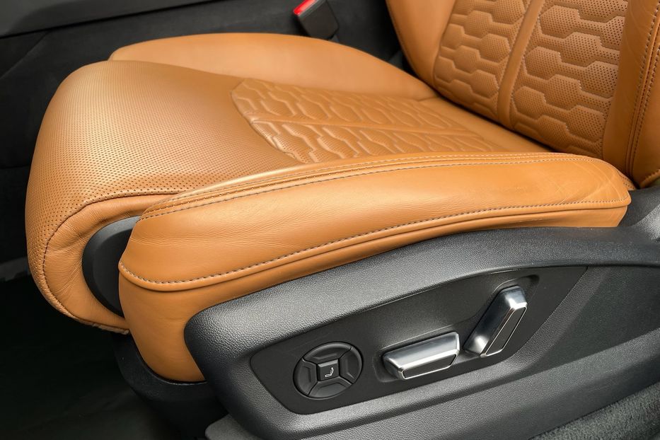 Продам Audi RS Q8 2020 года в Киеве