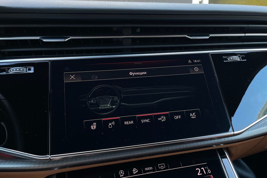 Продам Audi RS Q8 2020 года в Киеве