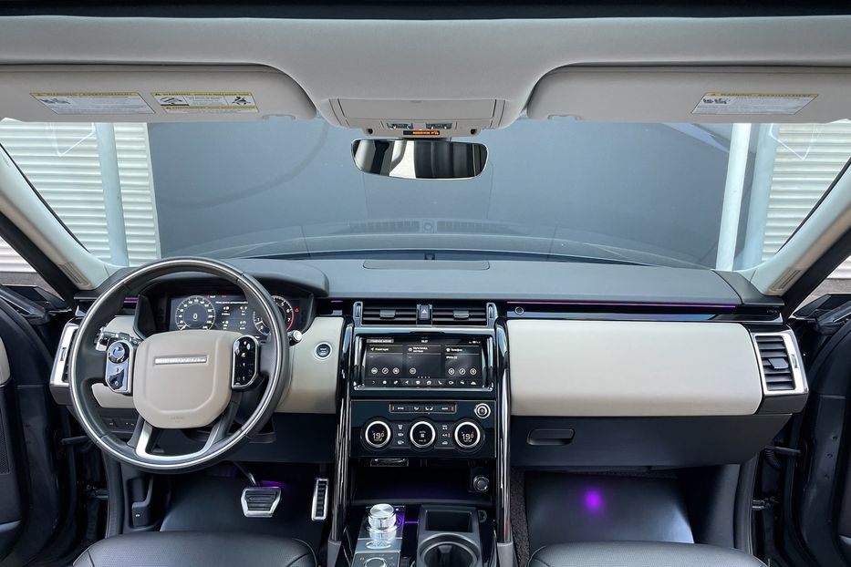 Продам Land Rover Discovery 2018 года в Киеве