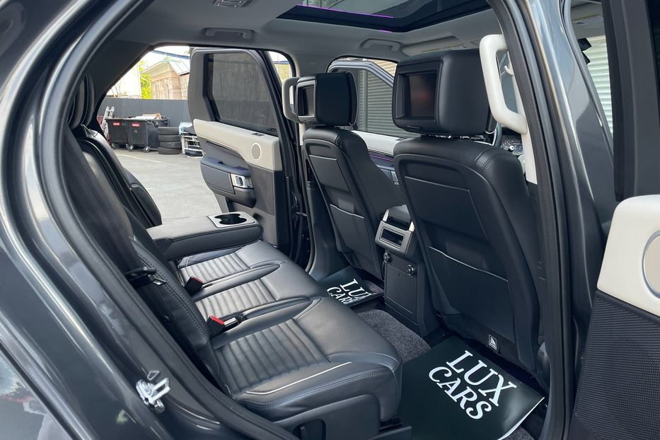 Продам Land Rover Discovery 2018 года в Киеве