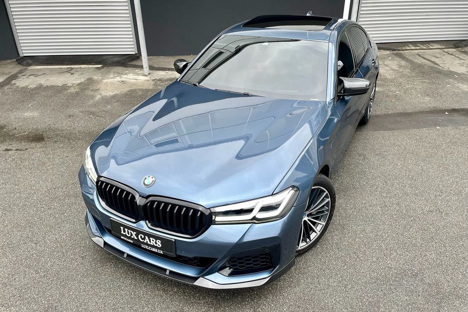 Продам BMW 530 e M package  2022 года в Киеве