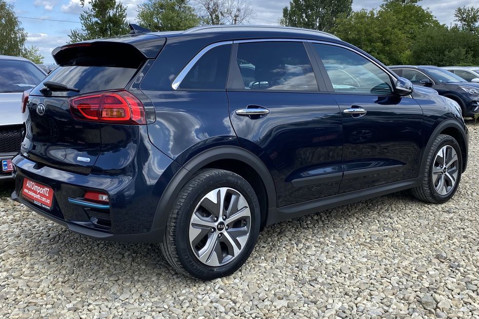 Продам Kia Niro 64 кВт Макс. комплектація 2020 года в Львове