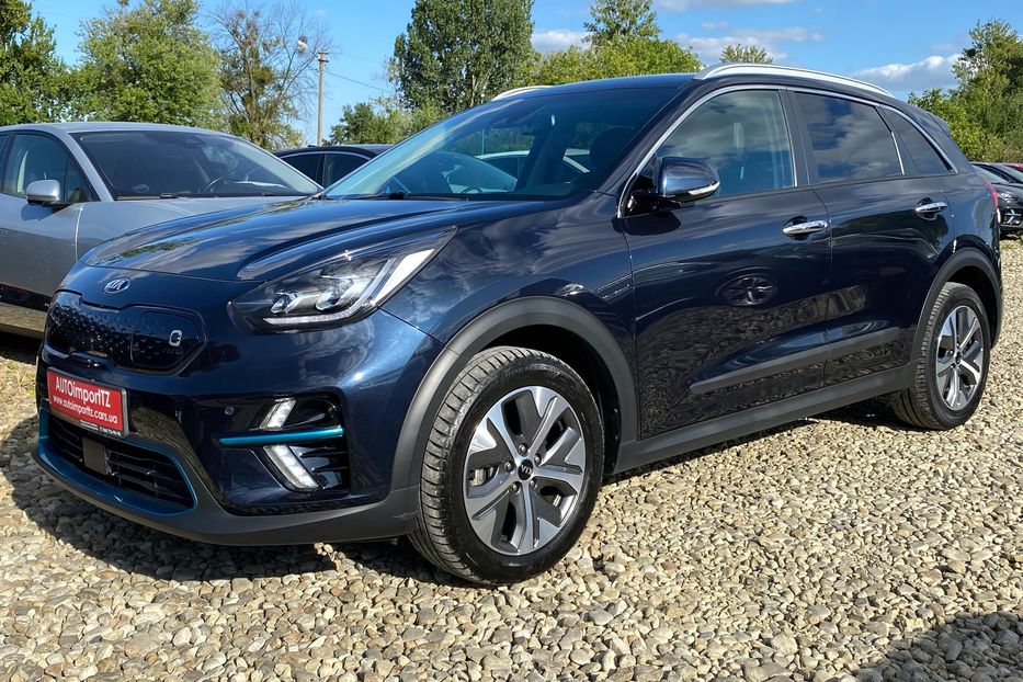 Продам Kia Niro 64 кВт Макс. комплектація 2020 года в Львове
