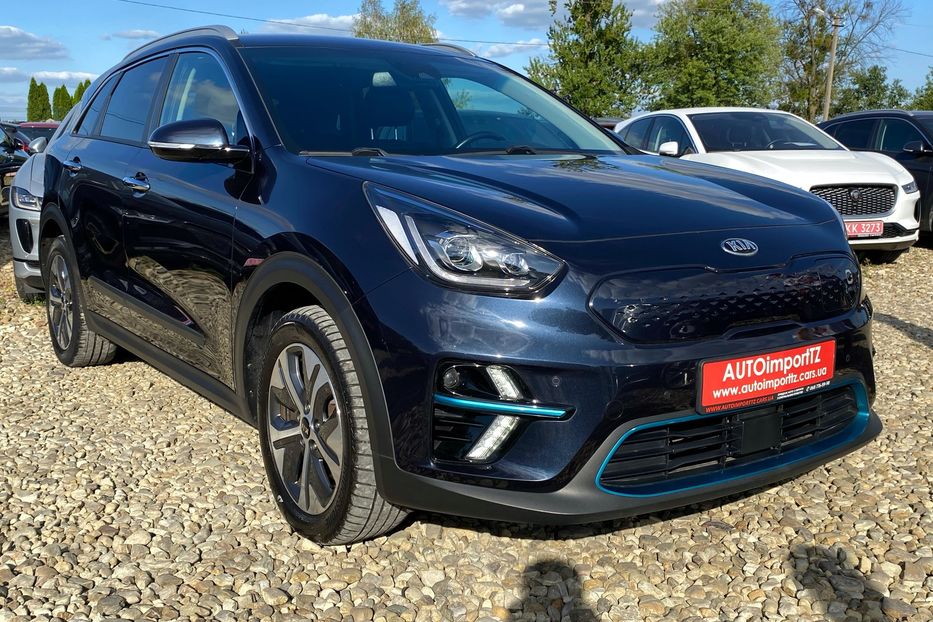Продам Kia Niro 64 кВт Макс. комплектація 2020 года в Львове