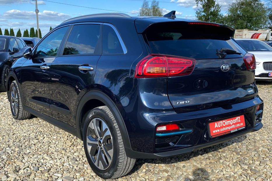 Продам Kia Niro 64 кВт Макс. комплектація 2020 года в Львове