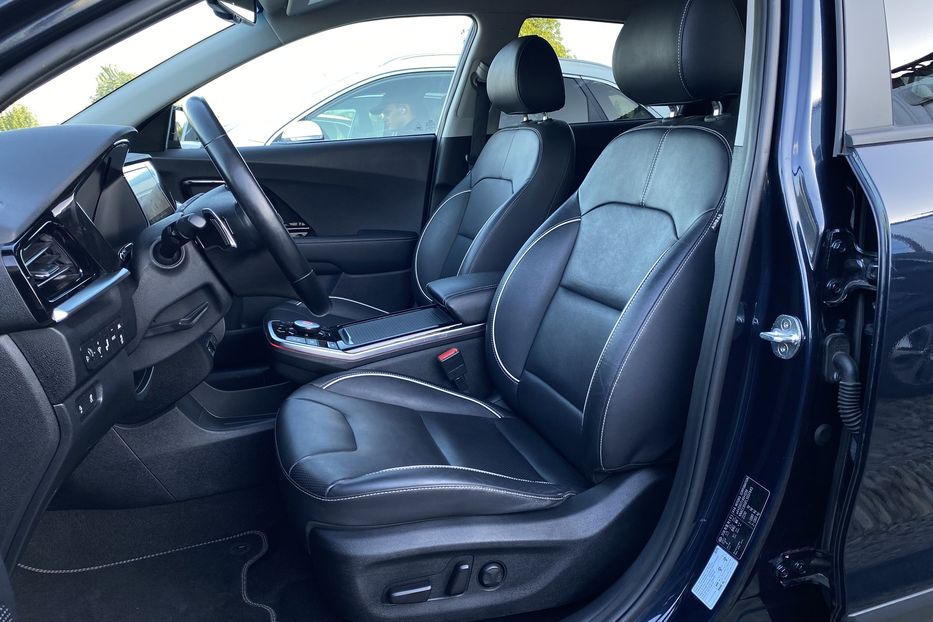 Продам Kia Niro 64 кВт Макс. комплектація 2020 года в Львове