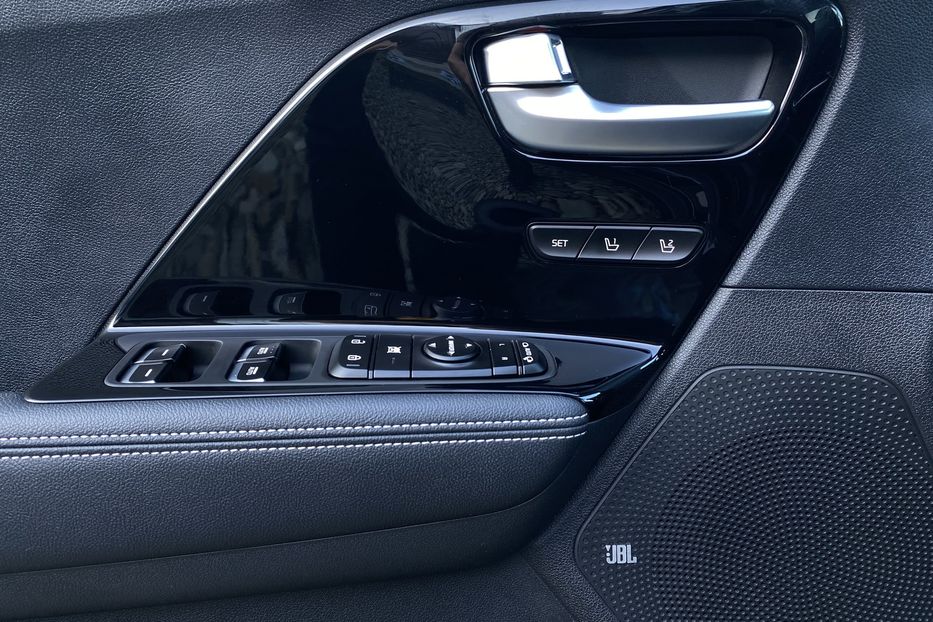 Продам Kia Niro 64 кВт Макс. комплектація 2020 года в Львове