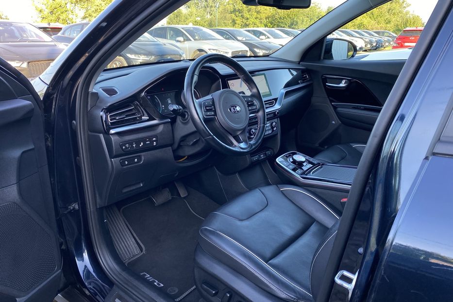 Продам Kia Niro 64 кВт Макс. комплектація 2020 года в Львове