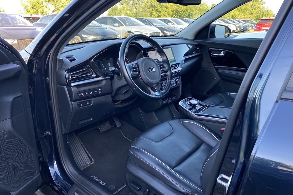 Продам Kia Niro 64 кВт Макс. комплектація 2020 года в Львове