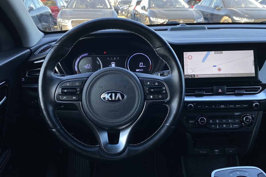 Продам Kia Niro 64 кВт Макс. комплектація 2020 года в Львове