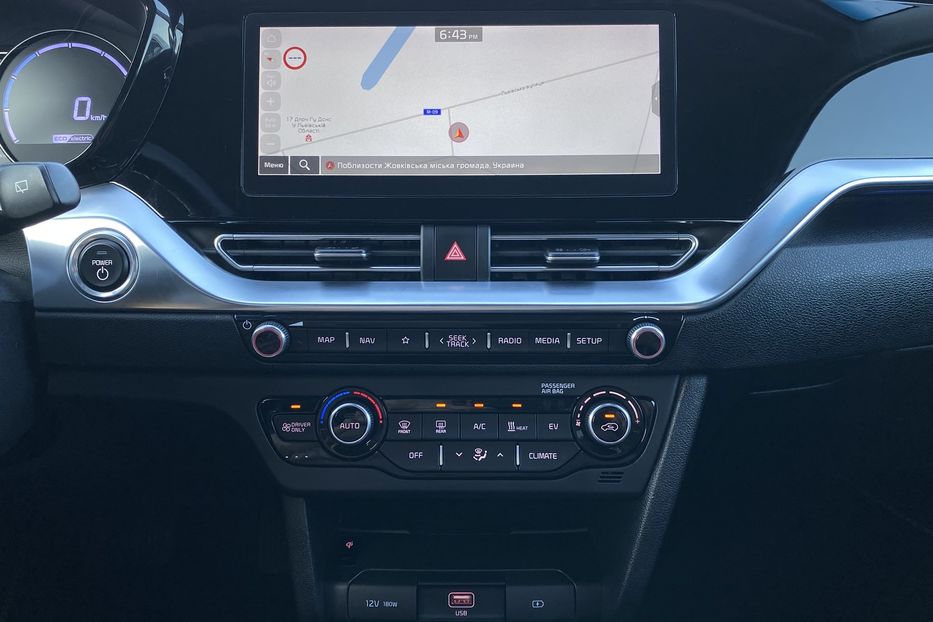Продам Kia Niro 64 кВт Макс. комплектація 2020 года в Львове