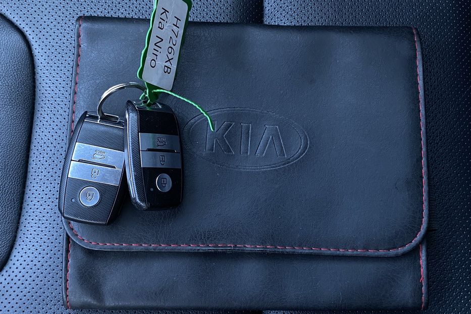 Продам Kia Niro 64 кВт Макс. комплектація 2020 года в Львове