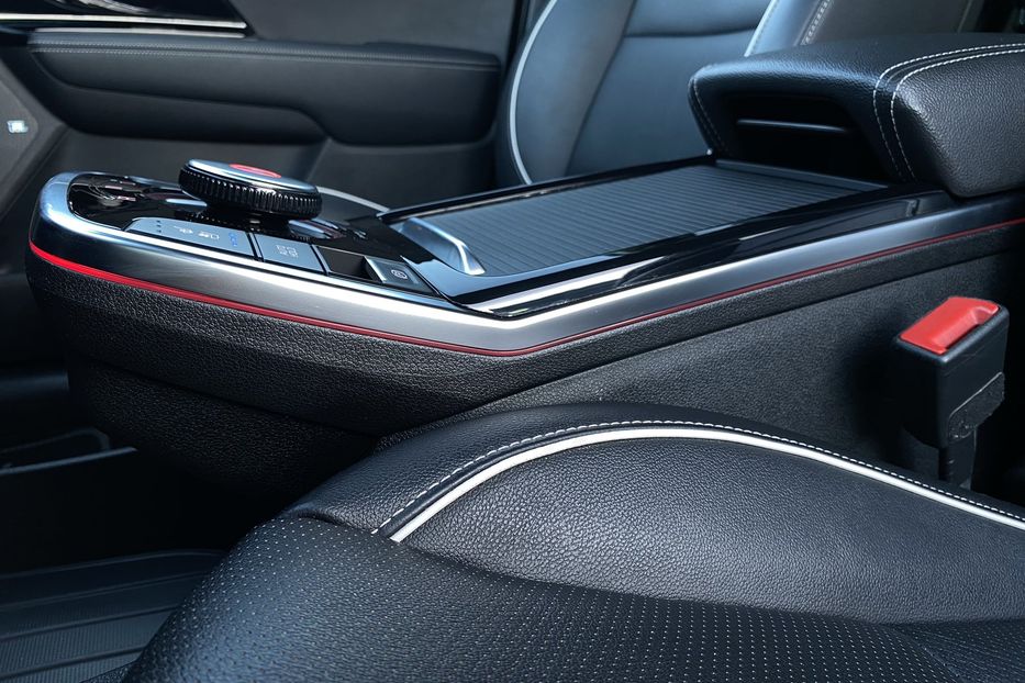 Продам Kia Niro 64 кВт Макс. комплектація 2020 года в Львове