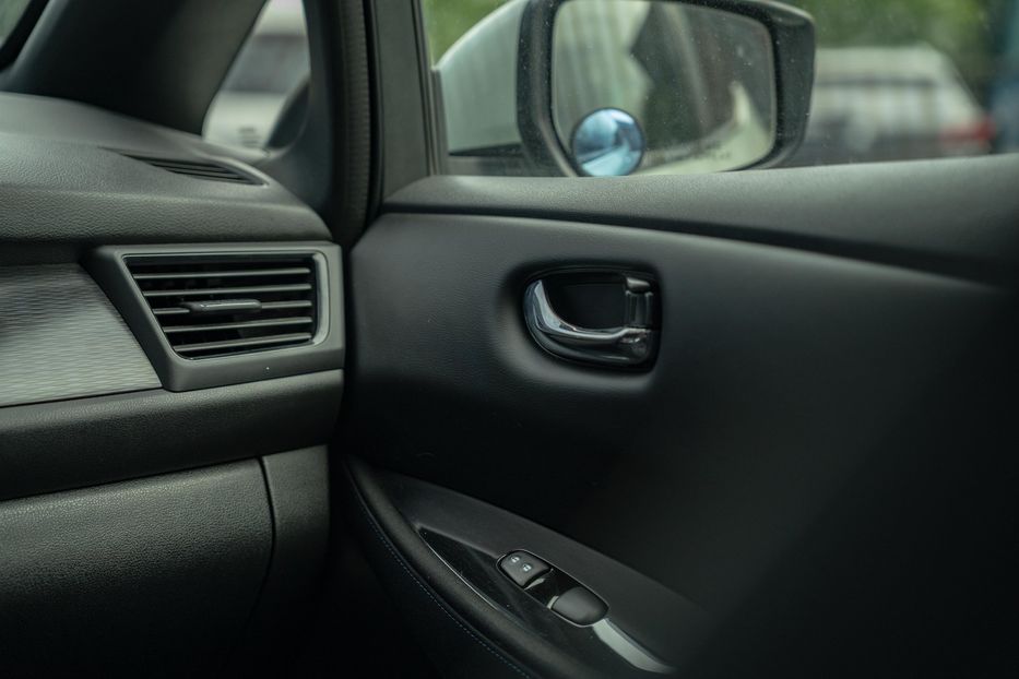 Продам Nissan Leaf SV 2018 года в Черновцах