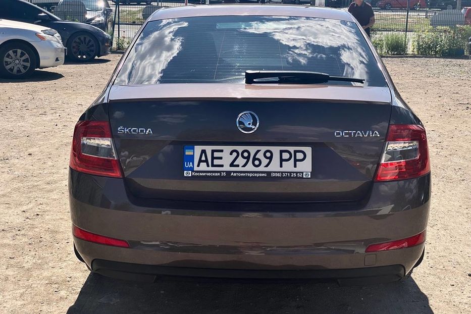 Продам Skoda Octavia 2013 года в Днепре