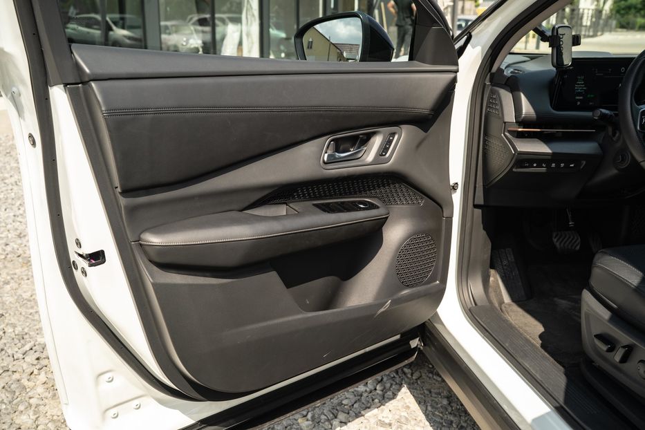 Продам Nissan 200 Ariya 2024 года в Черновцах