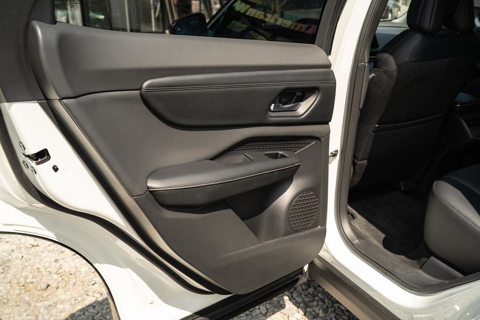Продам Nissan 200 Ariya 2024 года в Черновцах