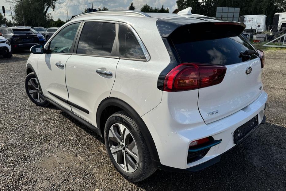 Продам Kia Niro 64квт авто в дорозі 2020 года в Львове