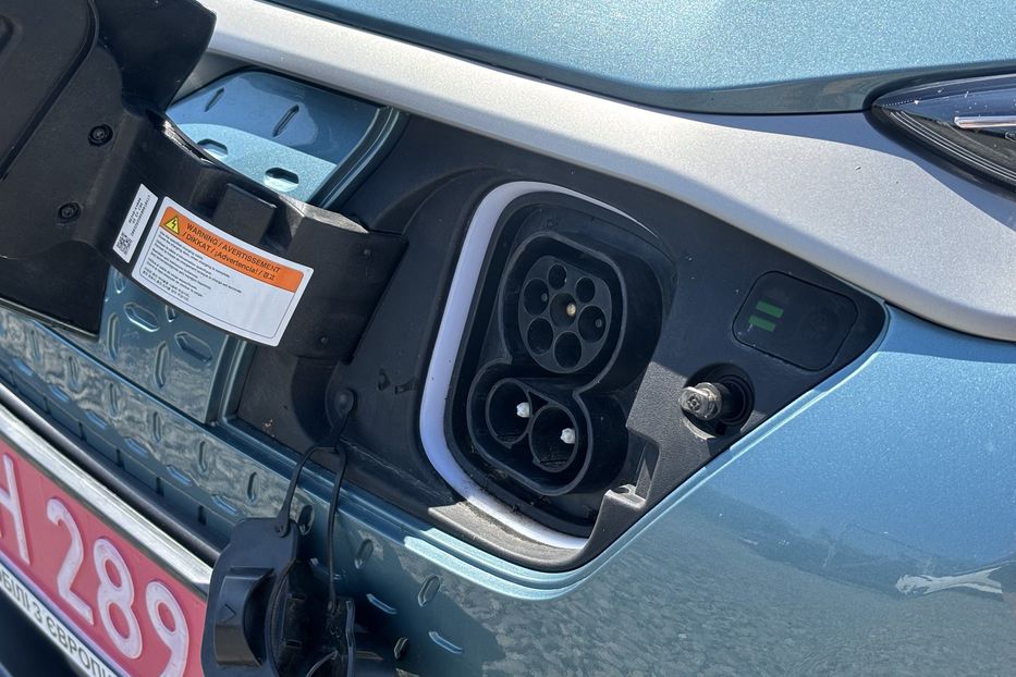 Продам Hyundai Kona 39 квт  2020 года в Львове