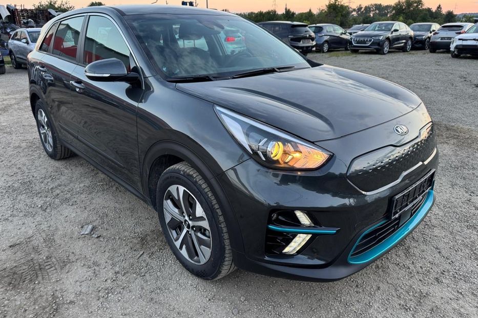 Продам Kia Niro 64квт 2021 года в Львове