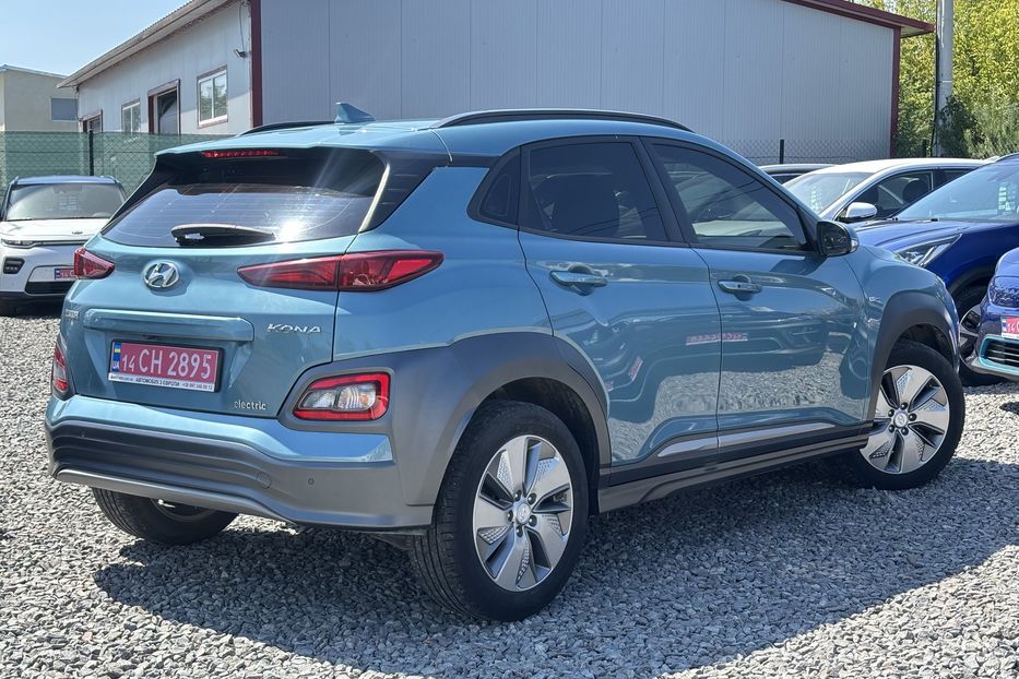 Продам Hyundai Kona 39 квт  2020 года в Львове
