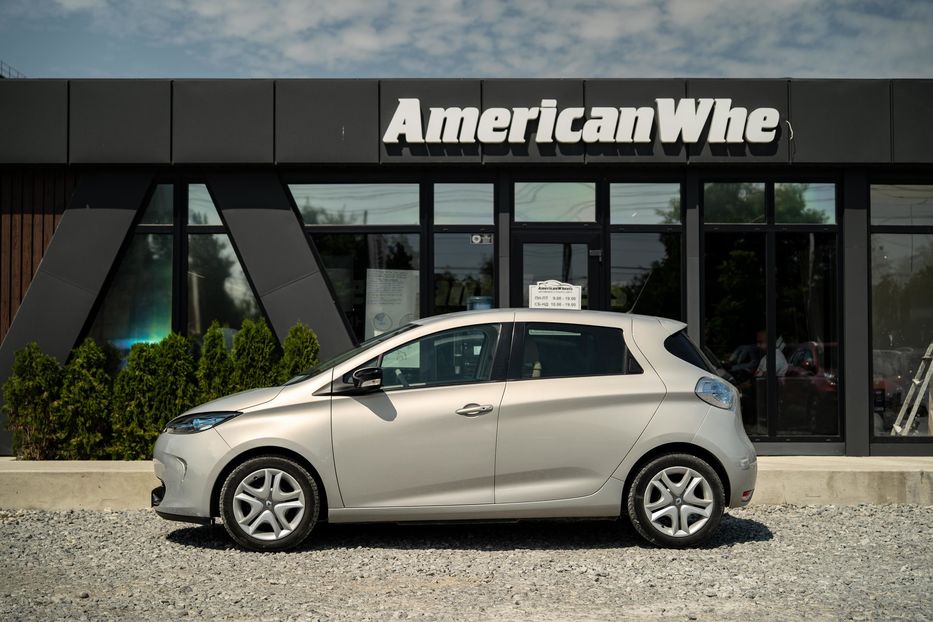 Продам Renault Zoe 2016 года в Черновцах