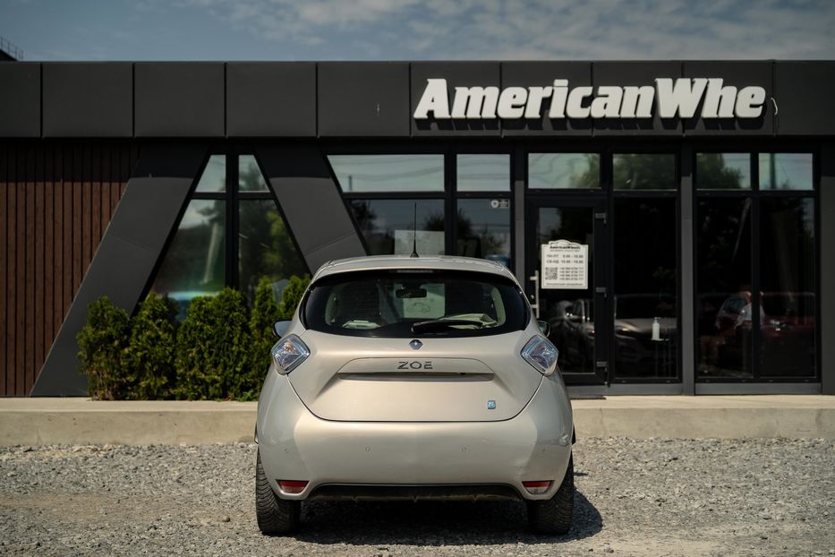 Продам Renault Zoe 2016 года в Черновцах