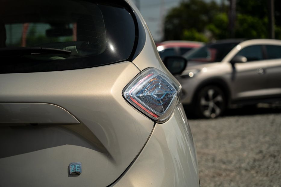 Продам Renault Zoe 2016 года в Черновцах