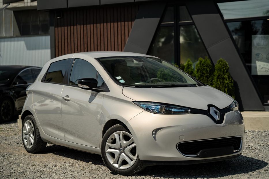 Продам Renault Zoe 2016 года в Черновцах