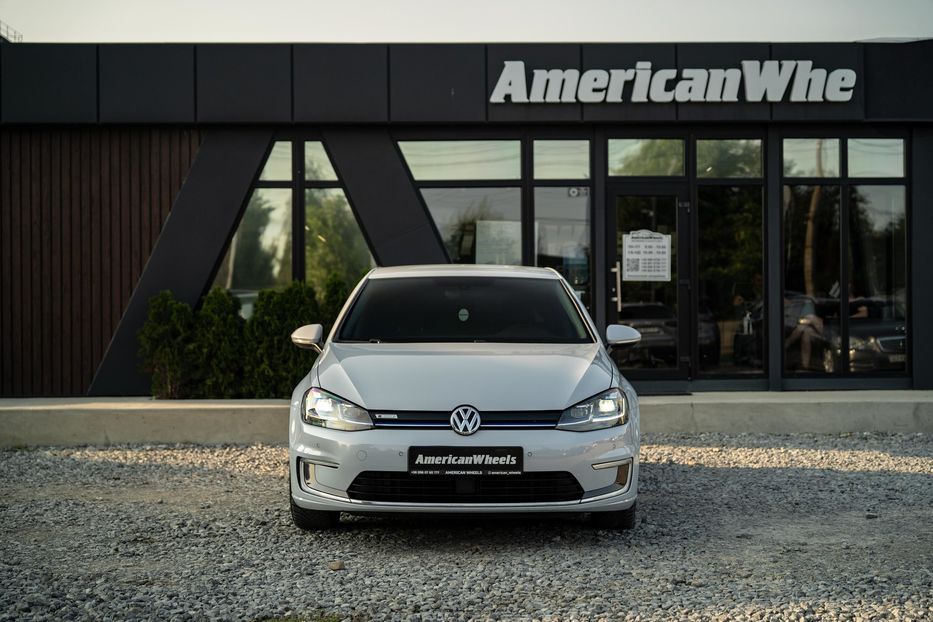 Продам Volkswagen e-Golf 2018 года в Черновцах