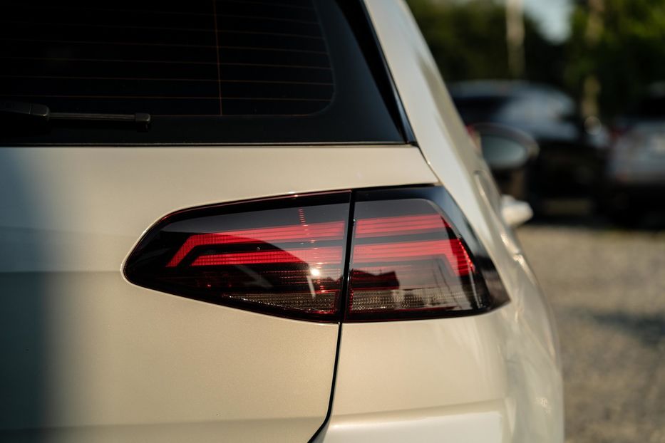 Продам Volkswagen e-Golf 2018 года в Черновцах