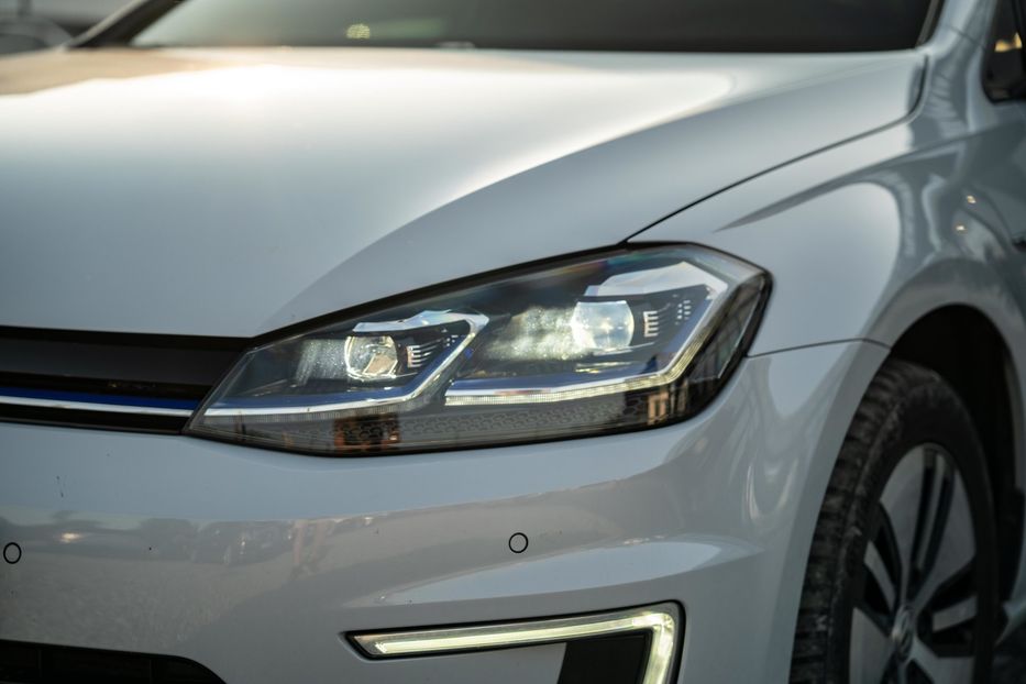 Продам Volkswagen e-Golf 2018 года в Черновцах