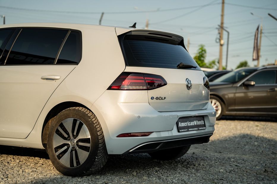 Продам Volkswagen e-Golf 2018 года в Черновцах