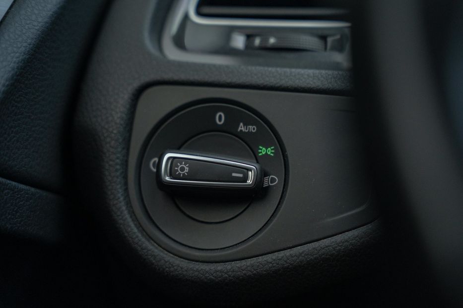 Продам Volkswagen e-Golf 2018 года в Черновцах