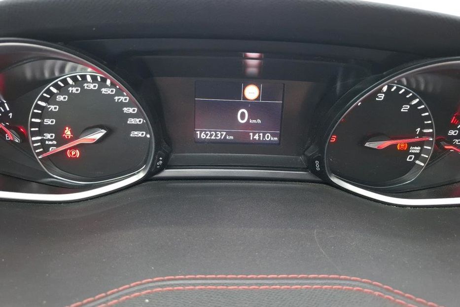 Продам Peugeot 308 SW 96kw E6dT v1131 2018 года в Луцке