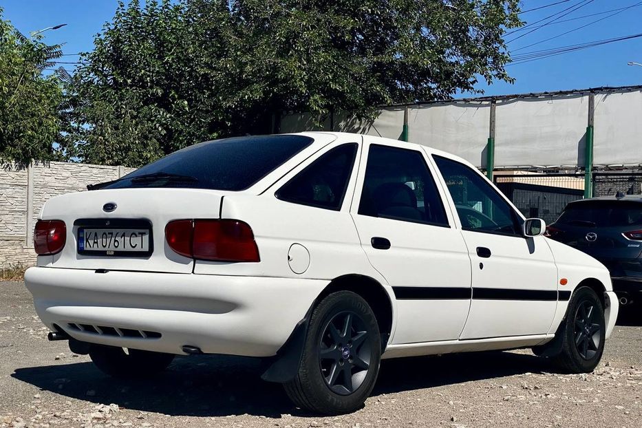 Продам Ford Escort 2000 года в Днепре