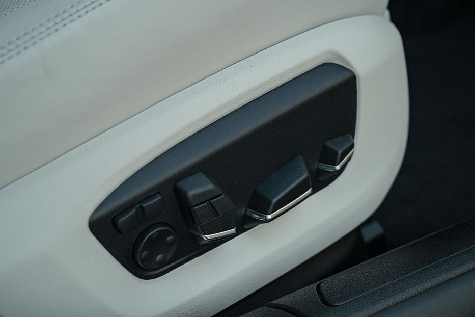 Продам BMW 740 Ld Xdrive 2014 года в Черновцах