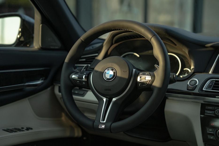 Продам BMW 740 Ld Xdrive 2014 года в Черновцах