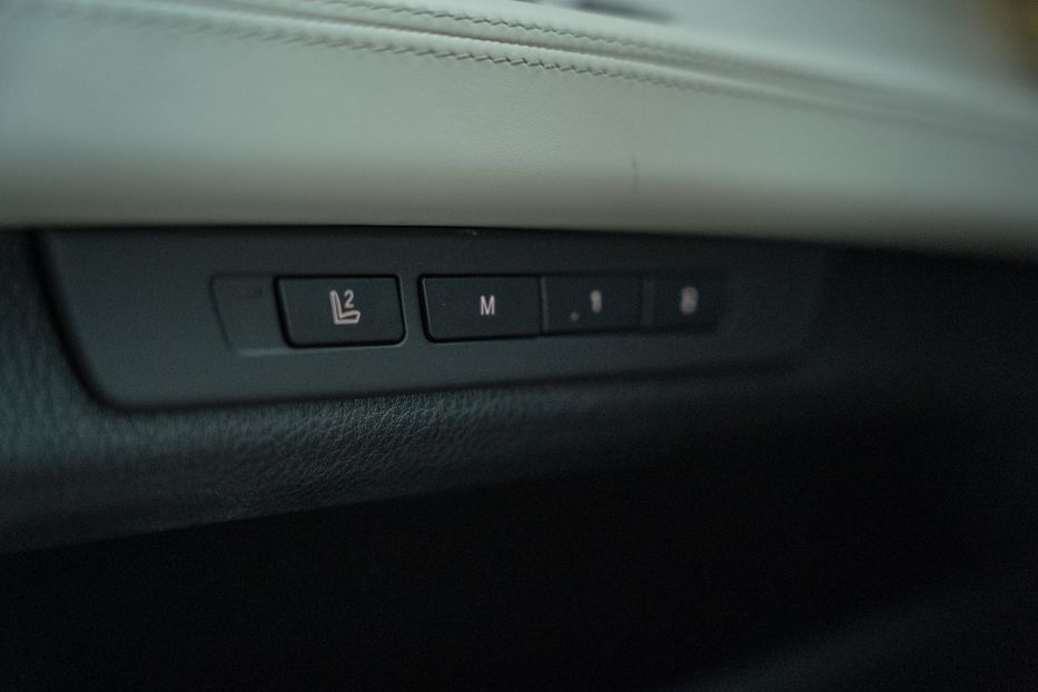 Продам BMW 740 Ld Xdrive 2014 года в Черновцах