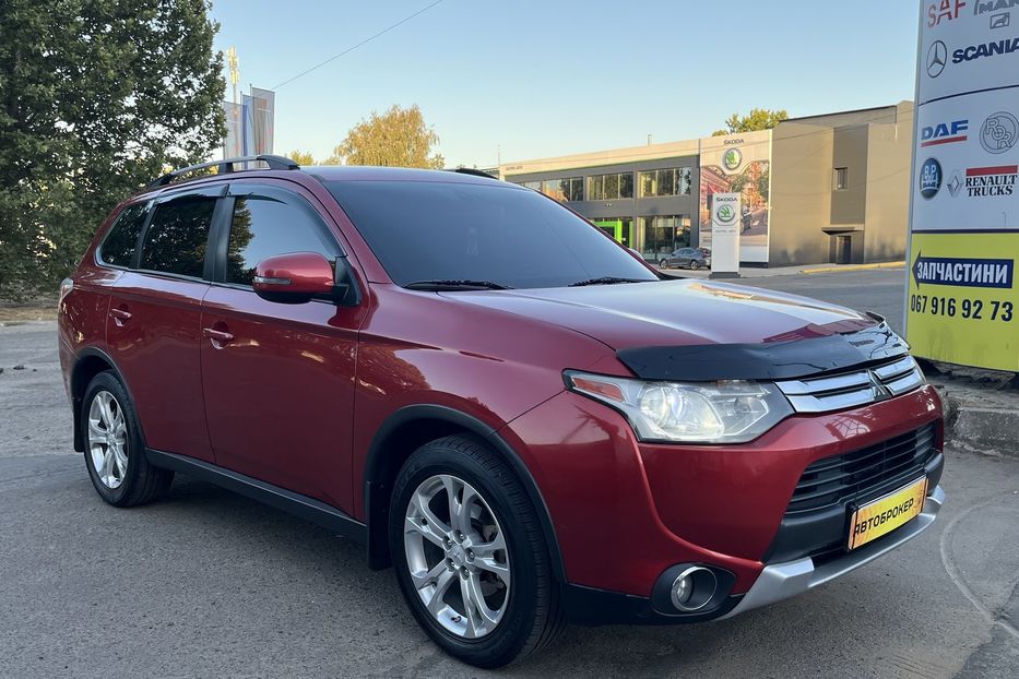 Продам Mitsubishi Outlander 7 місць 2014 года в Николаеве