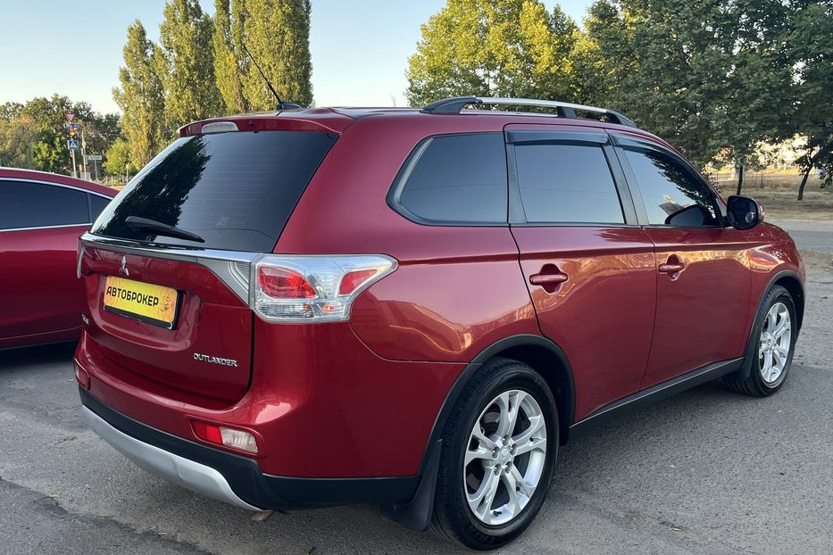 Продам Mitsubishi Outlander 7 місць 2014 года в Николаеве